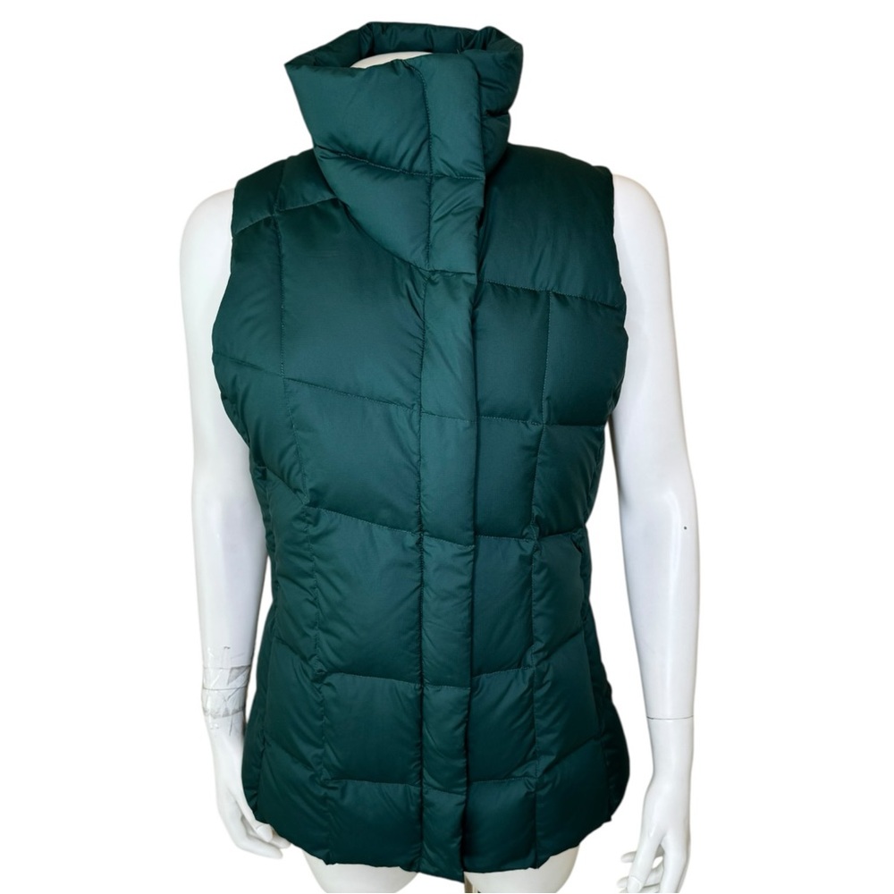 Nau Down Puffer Vest M Insulated Zip Snap Quilted Green